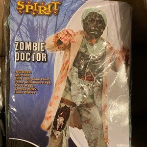 Zombie doctor boys size medium 8-10